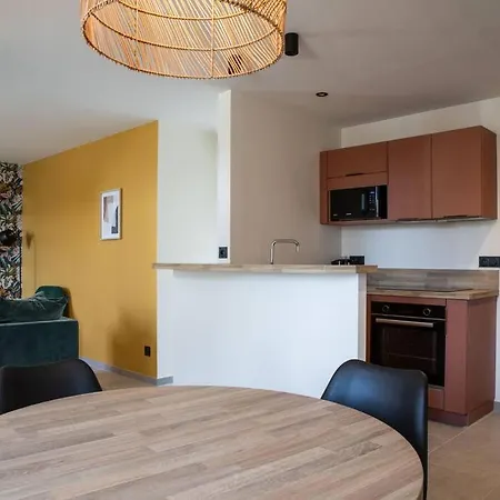 Cosy Pres Du Centre Chateau-Gontier